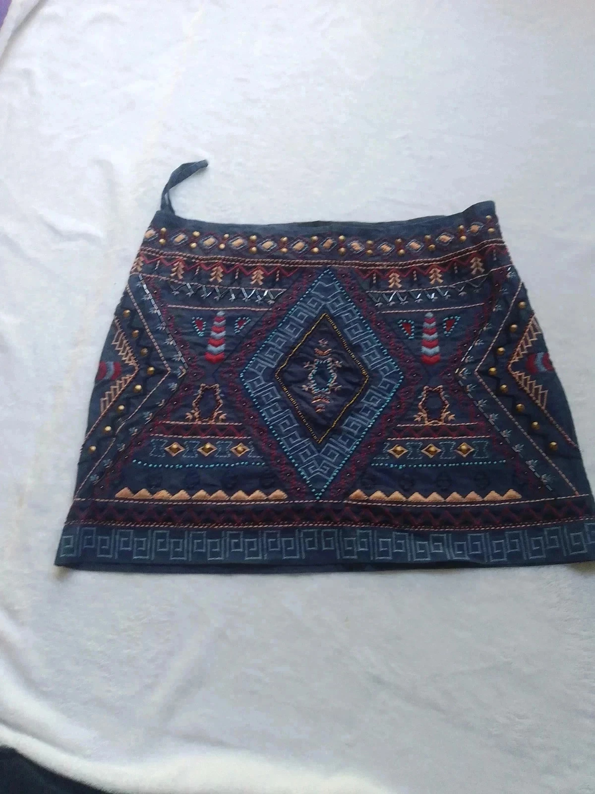 Jolie jupe bohème ethnique brodée taille 38